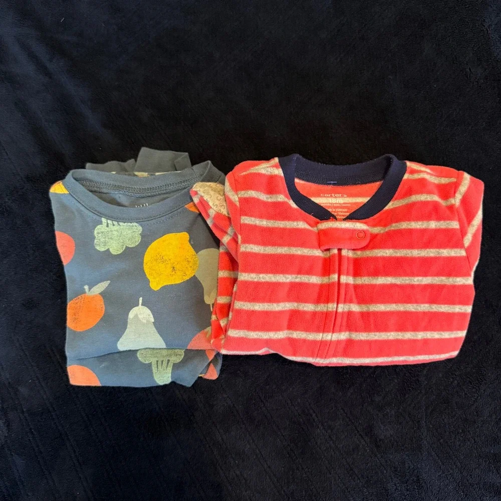 Carters Little Planet Organic Cotton Pajamas and Fleece‎ Footed Sleeper Set 18M